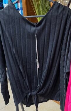 BCX WOMENS' BLACK RIBBED SWEATER
